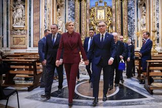 Para prezydencka złożyła kwiaty na grobie papieża Franciszka