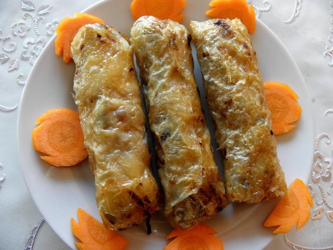 Tanio i wegetariańsko? To możliwe! W tych miejscach zjesz pyszny i niedrogi lunch [TOP 10]
