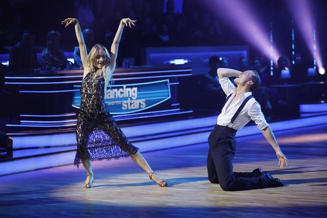 Sara Janicka, Maurycy Popiel