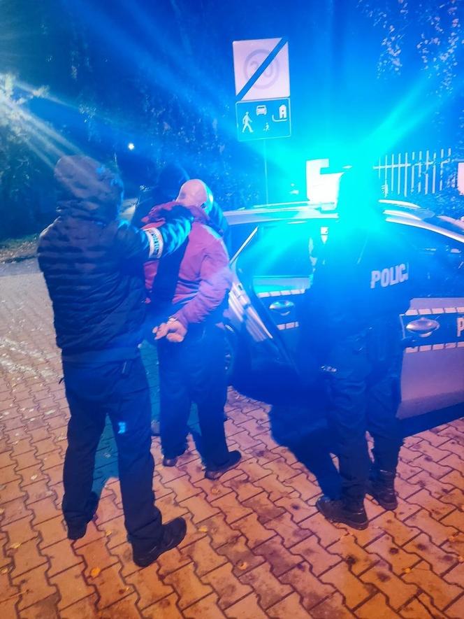 Para złodziei zatrzymana na gorącym uczynku. Okradali poznańskie firmy