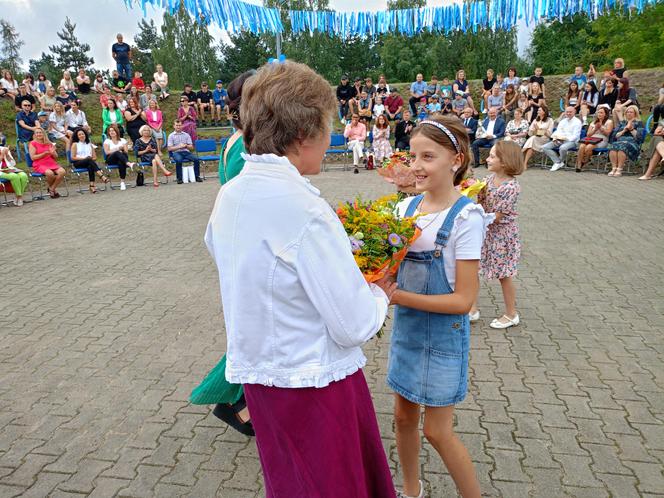 Jubileusz 25-lecia siedleckiej SOS Wioski Dziecięcej był okazją do wspólnej zabawy i wręczenia prezentów i pamiątek dla osób zaangażowanych w program