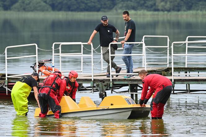 Tragiczny finał poszukiwań 16-letniego chłopca. Ciało wyłowione z jeziora