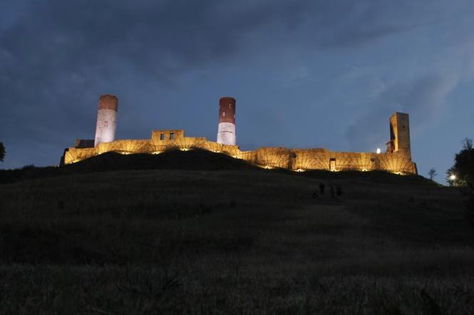 Polska ma sporo atrakcji turystycznych - na zdjęciu zamek w Chęcinach