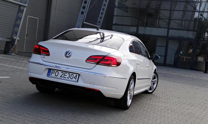 Volkswagen CC 2.0 TSI DSG R-line