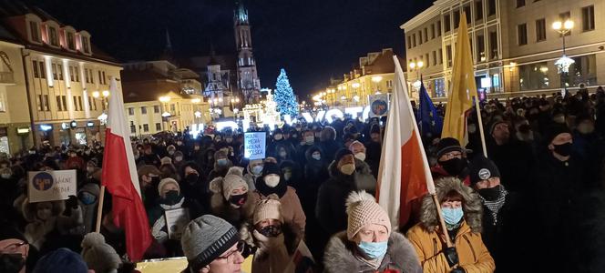 Veto prezydenta. LEX TVN do kosza. Presja ma sens