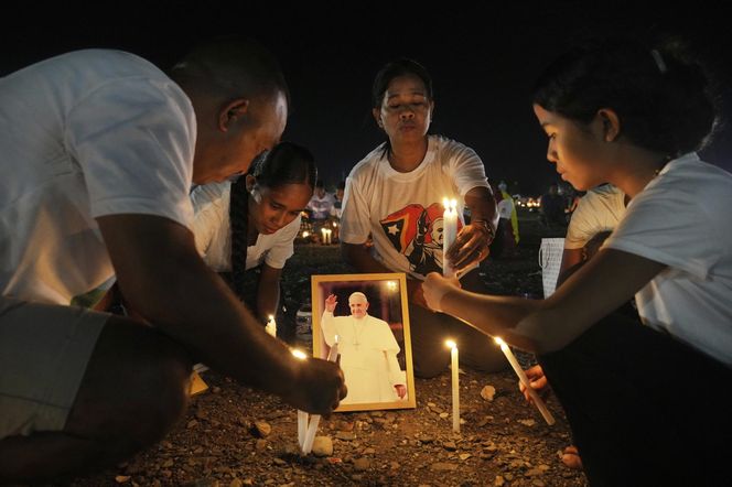 Wierni modlą się za Papieża w Azji. Trwa Symfonia Miłosierdzia w Krakowie