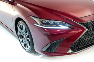 Lexus ES 300h F Sport