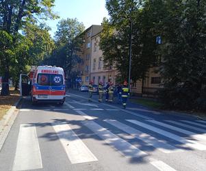 Wypadek na skrzyżowaniu ulic Szkotnik i Mościckiego