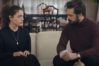 Emanet, odcinek 498 streszczenie 