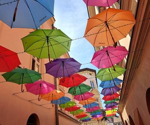 Tarnowskie Umbrella Sky na ul. Piekarskiej