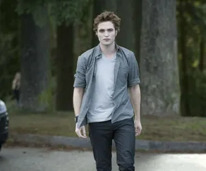 Robert Pattinson znów zostanie wampirem? Na szczęście nie chodzi o “Zmierzch”