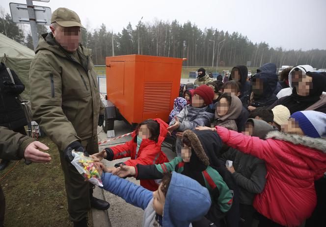 Polacy ratują maluchy skazane na śmierć przez Łukaszenkę