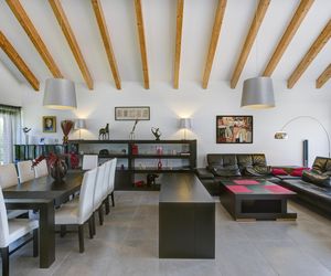 Inspiracją dla tyskiego domu były architektura holenderska oraz śląskie familoki