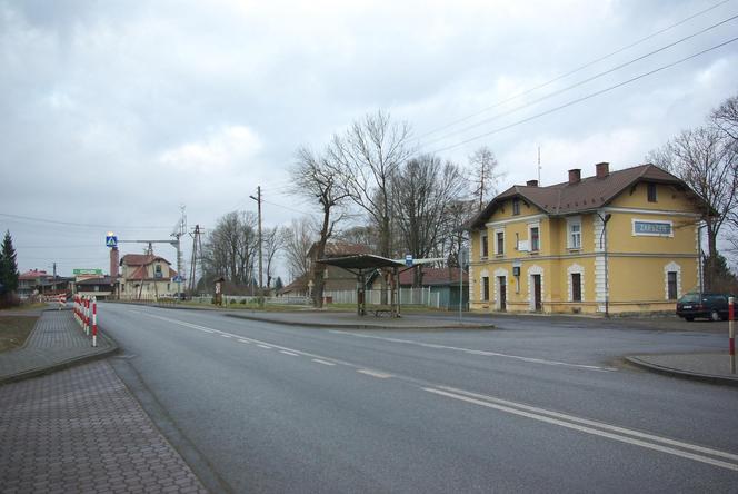 Zarszyn. Uzyskał lokację miejską przed 1395 rokiem, zdegradowany około 1880 roku.