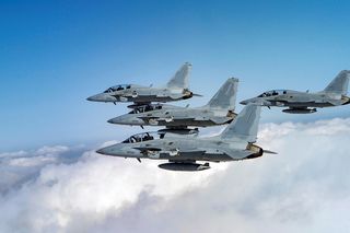 FA-50 i pociski Taurus