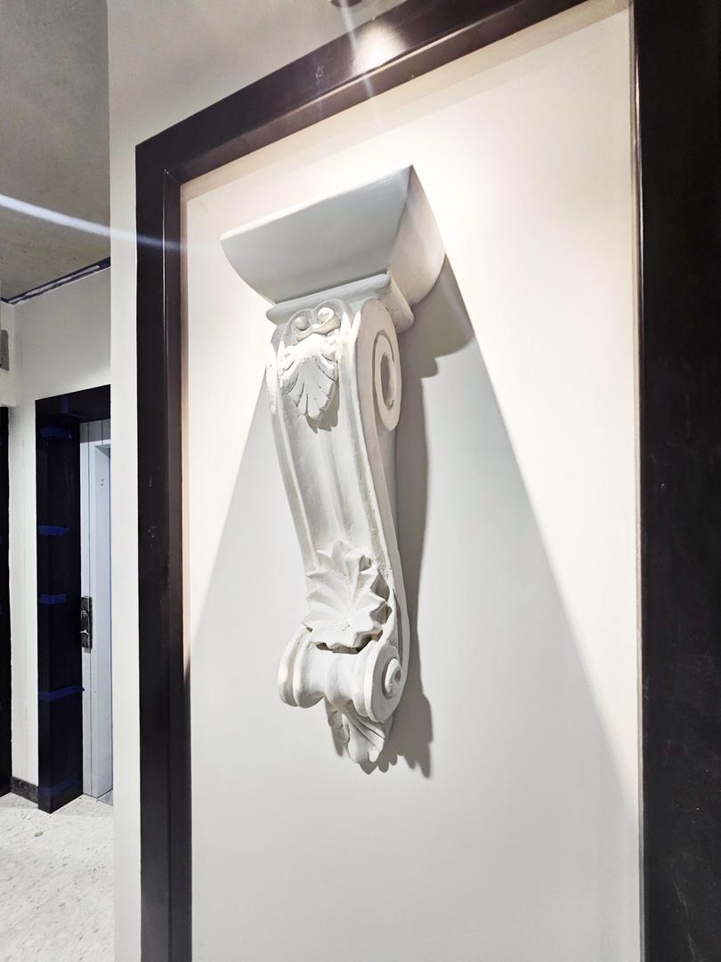 Nowa Kurkowa we Wrocławiu - zdjęcia elewacji i wnętrz budynku w trakcie prac wykończeniowych