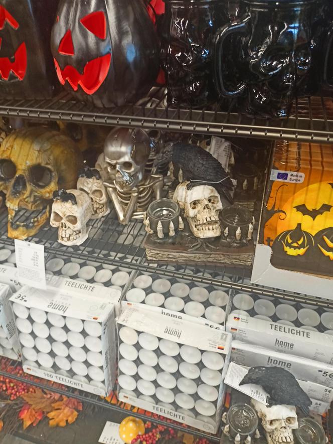 Halloween w sierpniu. Producenci nie tracą czasu!