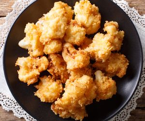 Kalafior w panko - przepis na fantastyczne kąski kalafiora w chrupkiej panierce