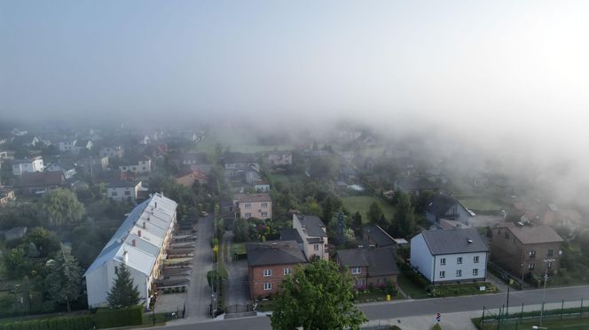 Pożar składowiska śmieci w Tychach. Służby apelują o zamykanie okien