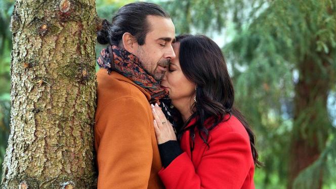 Barwy szczęścia, odc. 2990: Vincenzo (Alessadro Curti), Bianca (Monika Mariotti) 
