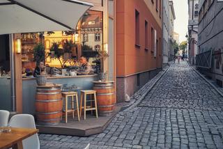 Opole na zdjęciach Krzysztofa Mazurowskiego. Uchwycił podróżnika w czasie