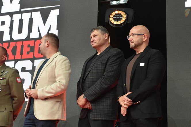Andrzej Gołota na otwarciu V Forum Polskiego Boksu w Kielcach