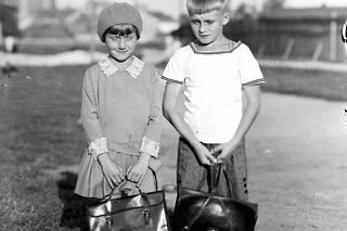 Rozpoczęcie roku szkolnego. Zdjęcia archiwalne