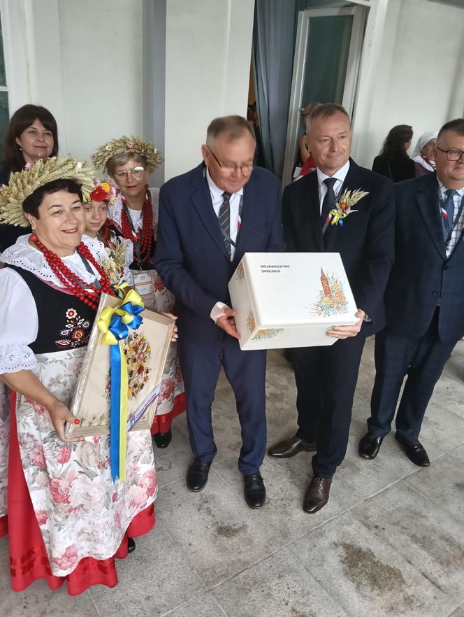 Koło Gospodyń Wiejskich w Puszynie na Dożynkach Prezydenckich w Warszawie