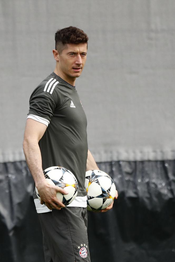 ROBERT LEWANDOWSKI