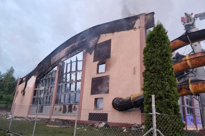 Pożar hali basenowej w Sędziszowie