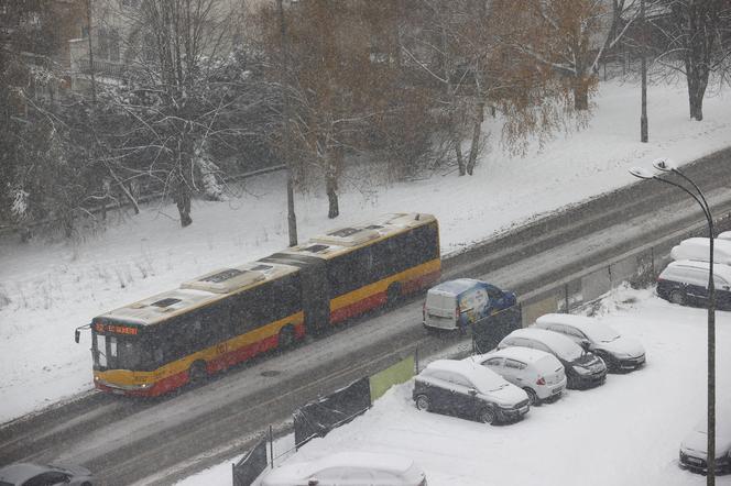 Wielka śnieżyca w Warszawie. Kiedy przestanie sypać? Zaskakująca prognoza