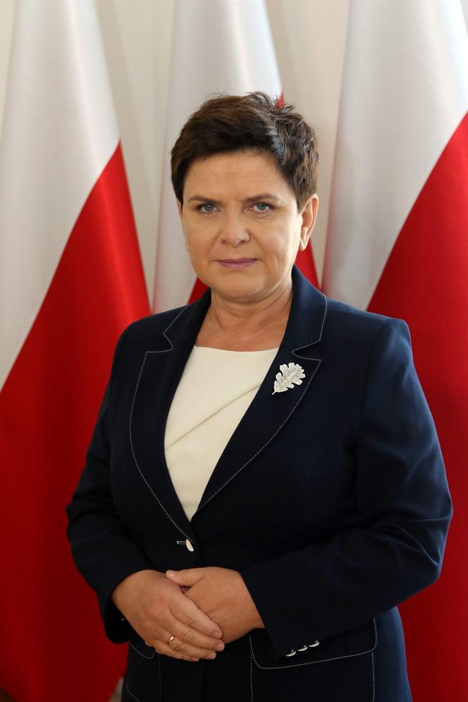 Najlepsze stylizacje Beaty Szydło