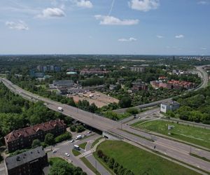 Bytom. Wiadukt na al. Jana Pawła II w fatalnym stanie. Drogowcy zamykają jezdnię