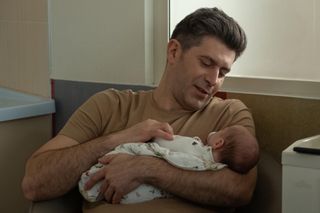 Na Wspólnej, odcinek 4032: Mikołaj znów zostanie ojcem! Zyska syna, ale straci chorego Edwarda? - ZDJĘCIA