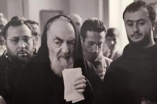 Watykan: niepublikowane zdjęcia ojca Pio