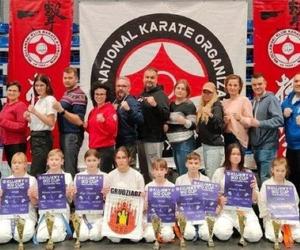 Worek medali grudziądzkich karateków. Walczyli w turnieju Kujawy Cup 2022