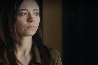 M jak miłość, odcinek 1738: Radek okrutnie okłamie Izę. Zrobi z jej dzieci kretynów i jeszcze mu za to podziękuje – ZDJĘCIA