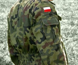 Żołnierz okradziony przez nielegalnego migranta. Incydent na granicy z Białorusią