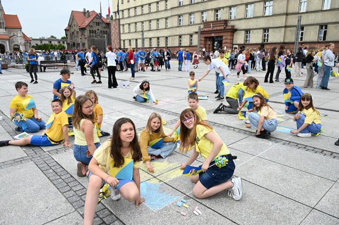 Na pl. Jana Pawła II rozbrzmiał hejnał Rudy Śląskiej