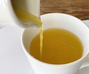 Rozgrzewa i wspiera odporność. Z tym naparem jesień nie będzie nam straszna