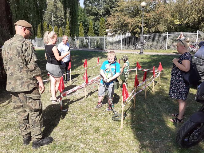 Zobacz zdjęcia z Pikniku Wojskowego z okazji święta 18. Batalionu Dowodzenia w Siedlcach