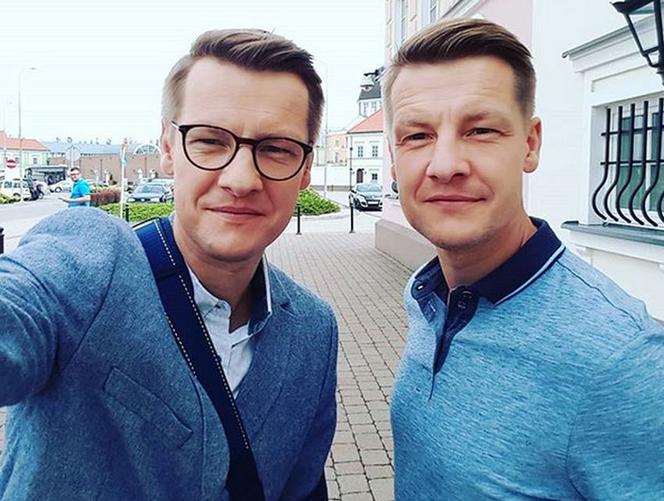 M jak miłość. Bracia Mroczek świętują 40. urodziny 