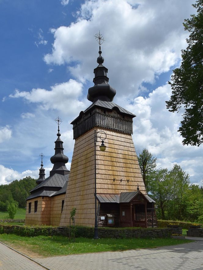  Ta małopolska wieś należała do biskupów. Kapłani nie chcieli jej oddać nawet królowi