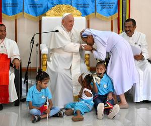 Tak kochają papieża Franciszka. Całe miasto opustoszało, wszyscy idą na mszę. Może być niemal milion osób!