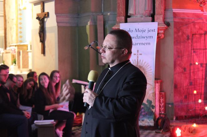 Abp Grzegorz Ryś: Wieczór Światła w kościele pw Zesłania Ducha Świętego