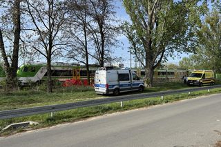 Tragedia w Ząbkach. Nie żyje pieszy. Wtargnął na tory w niedozwolonym miejscu