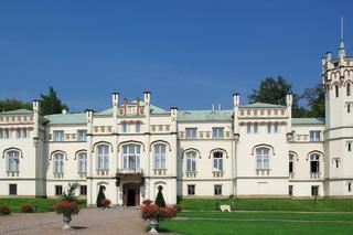 Najpiękniejsze pałace w Małopolsce. Te miejsca powinien zobaczyć każdy turysta!