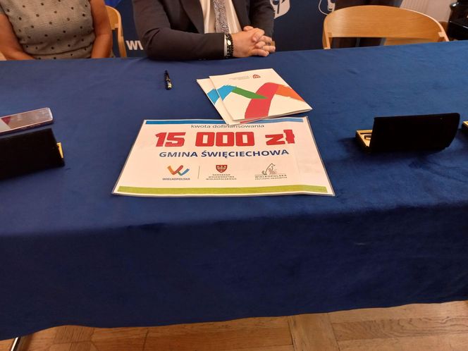 W Lesznie podpisano umowy o przyznaniu dofinansowań z programu „Wielkopolska przyjazna zwierzętom”
