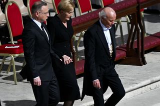 Kto przyjechał na pogrzeb papieża Franciszka? 160 delegacji z różnych krajów