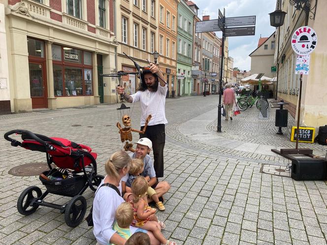 Busker Tour2023 zawitał do Zielonej Góry. Mamy zdjęcia z tego wydarzenia. Oto jak wyglądał pierwszy dzień 